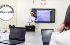 Accademia di Scienze Applicate Wincenty Pol a Lublino Economia